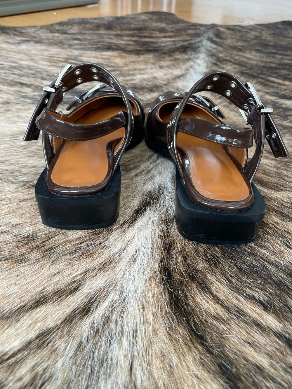 Ganni Brown Patent Buckle Flats 39 / 8-8.5